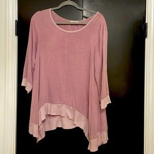 Hardly worn light weight non smoking home